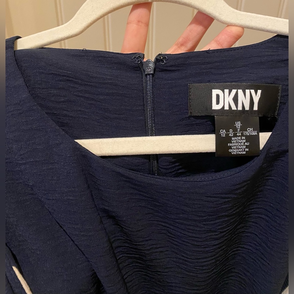 DKNY Women's Navy Blue & Cream Sleeveless Tie-Waist A-Line Midi Dress (Size 12) - Picture 6 of 14
